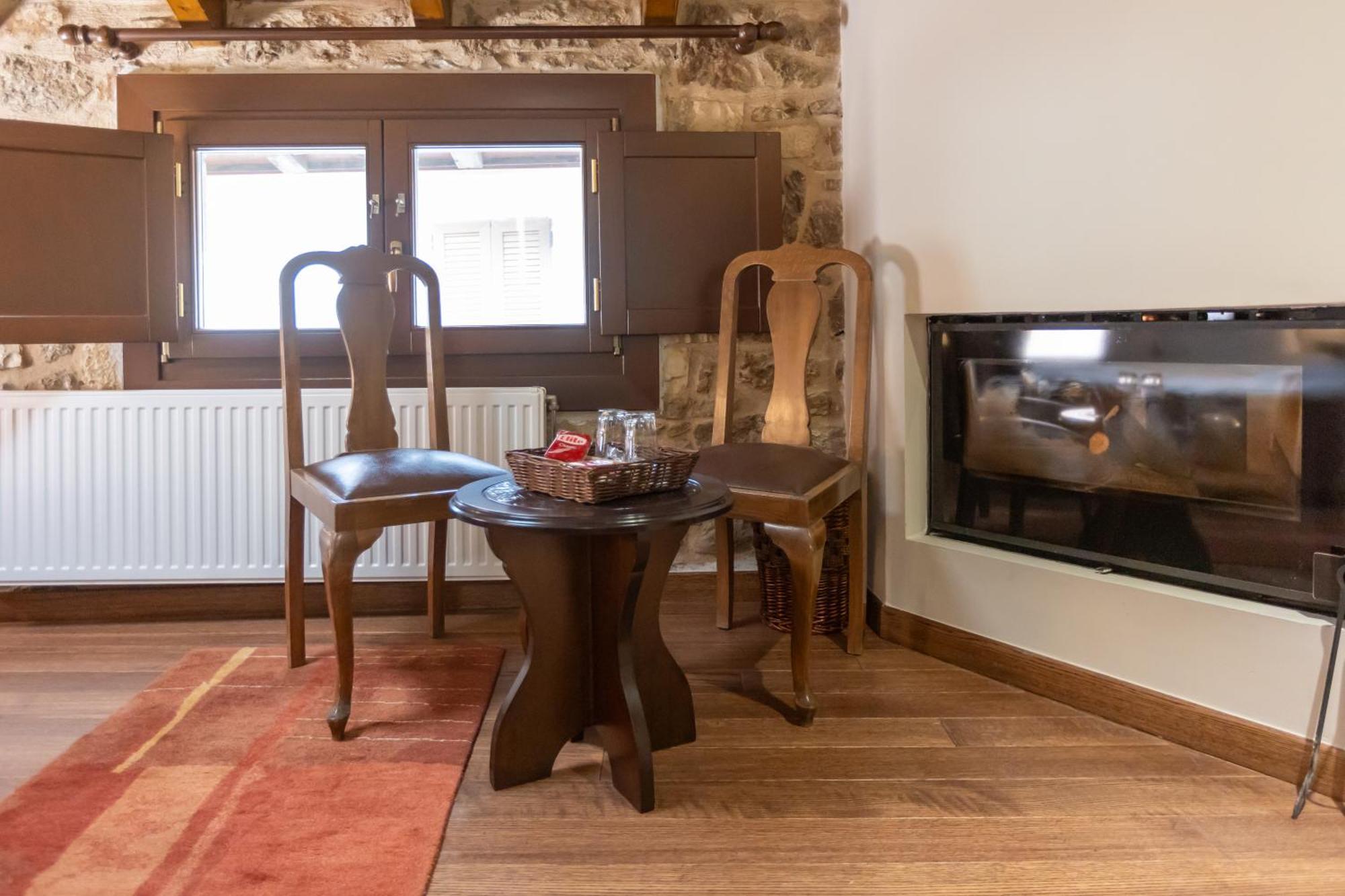 Guesthouse Lousios Dimitsana Bagian luar foto
